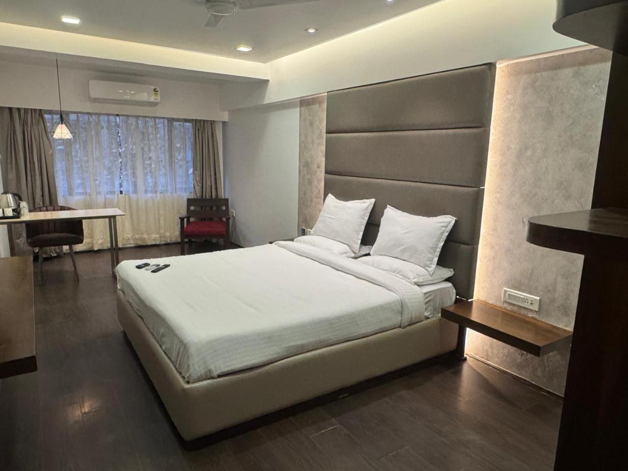 Hotel Dakshin Grandeur Νάβι Μουμπάι Εξωτερικό φωτογραφία