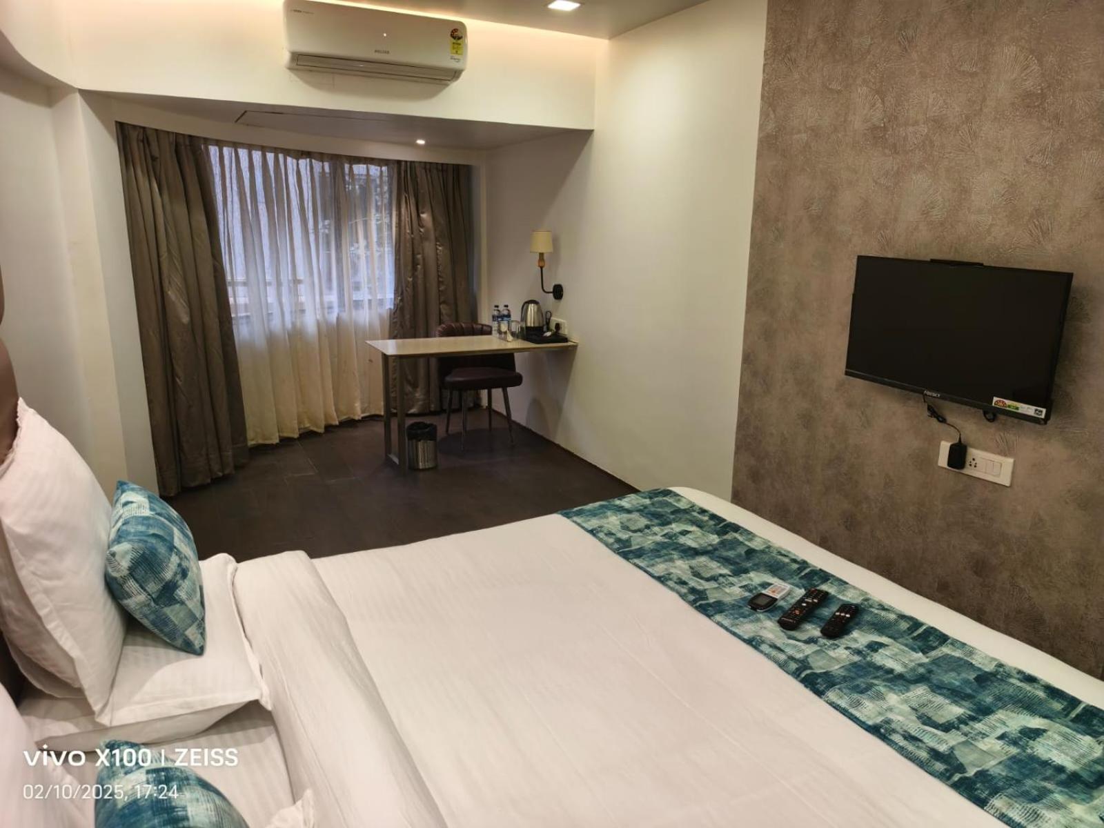 Hotel Dakshin Grandeur Νάβι Μουμπάι Εξωτερικό φωτογραφία