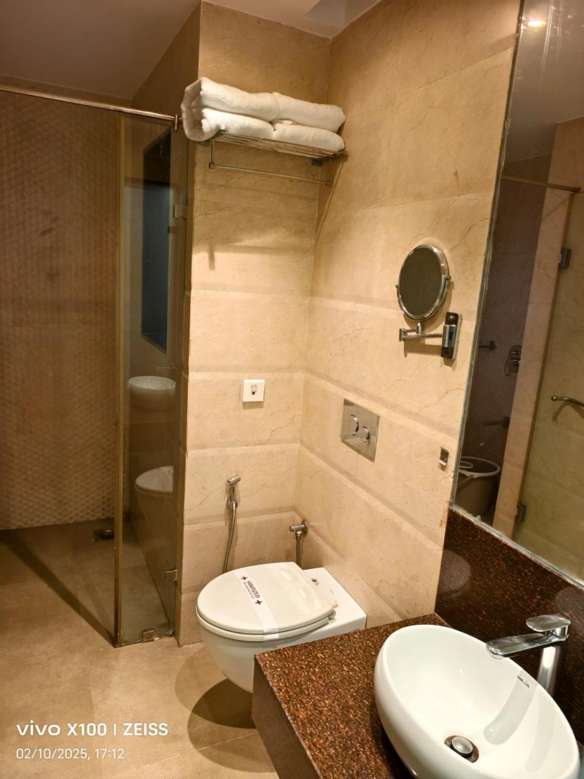 Hotel Dakshin Grandeur Νάβι Μουμπάι Εξωτερικό φωτογραφία