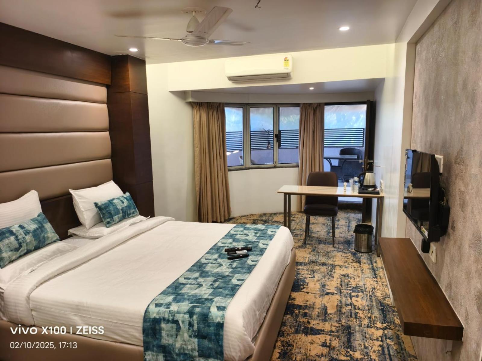 Hotel Dakshin Grandeur Νάβι Μουμπάι Εξωτερικό φωτογραφία