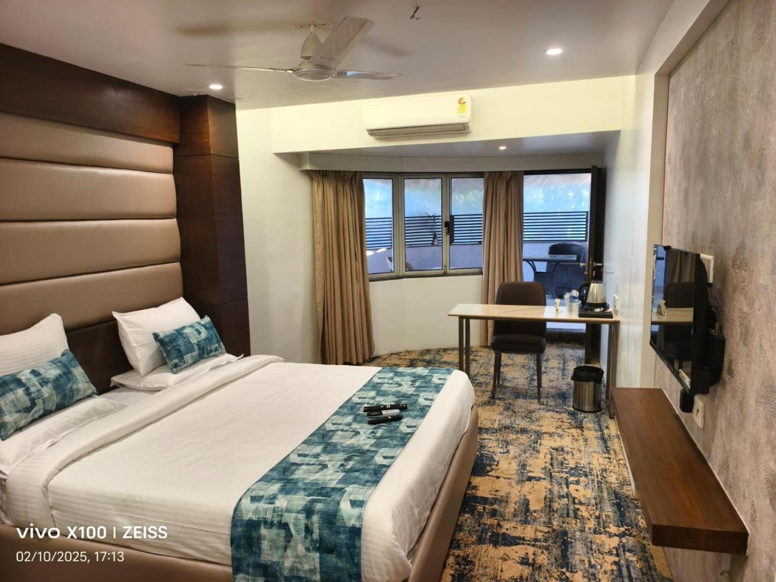 Hotel Dakshin Grandeur Νάβι Μουμπάι Εξωτερικό φωτογραφία